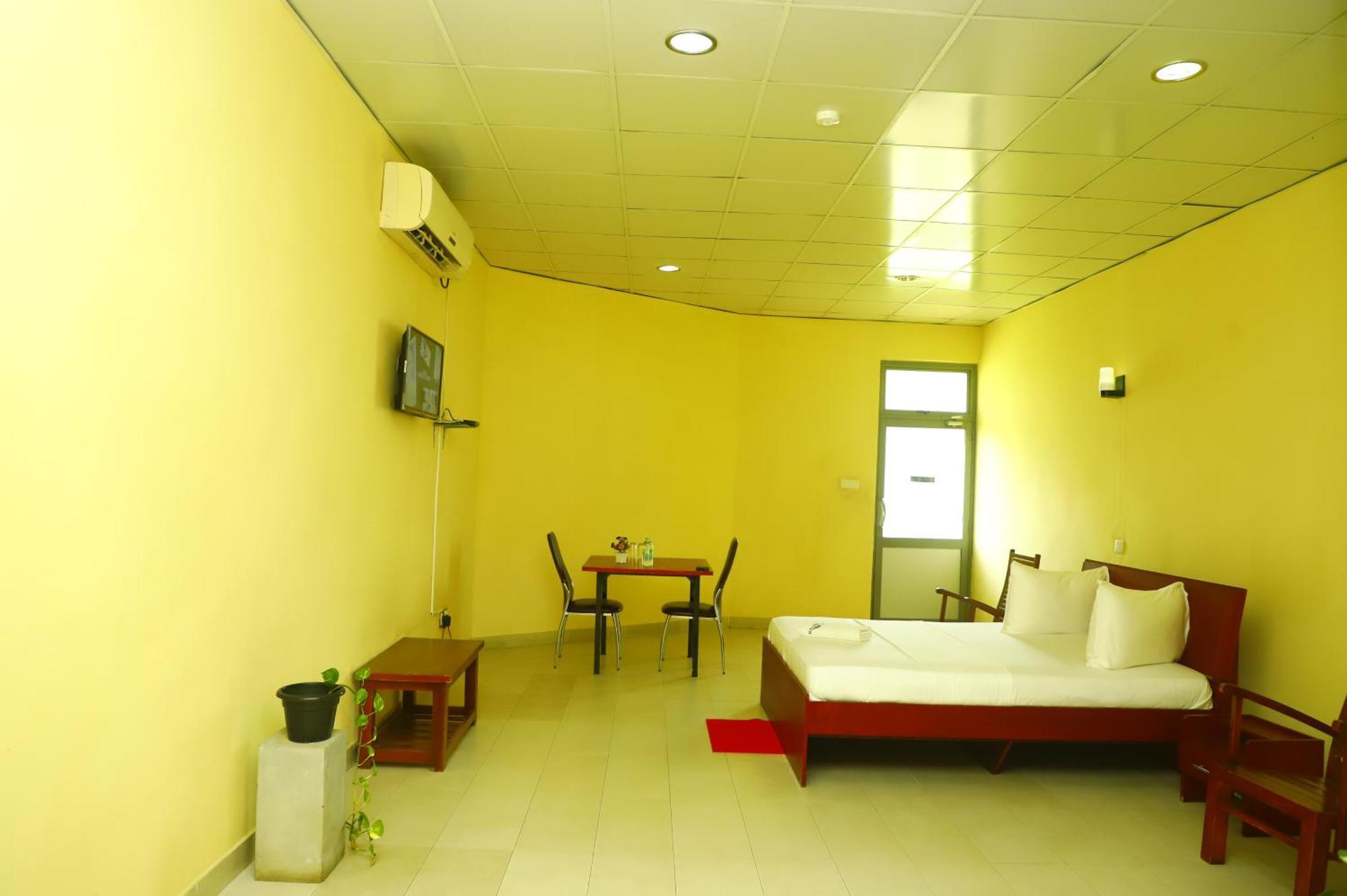 Hotel Gunners Club Minneriya Esterno foto